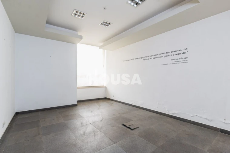 Prédio para Venda em Marrazes e Barosa Foto 4