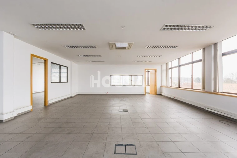 Prédio para Venda em Marrazes e Barosa Foto 13