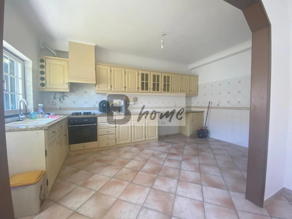 Moradia T3 para Venda em Charneca de Caparica e Sobreda Foto 5