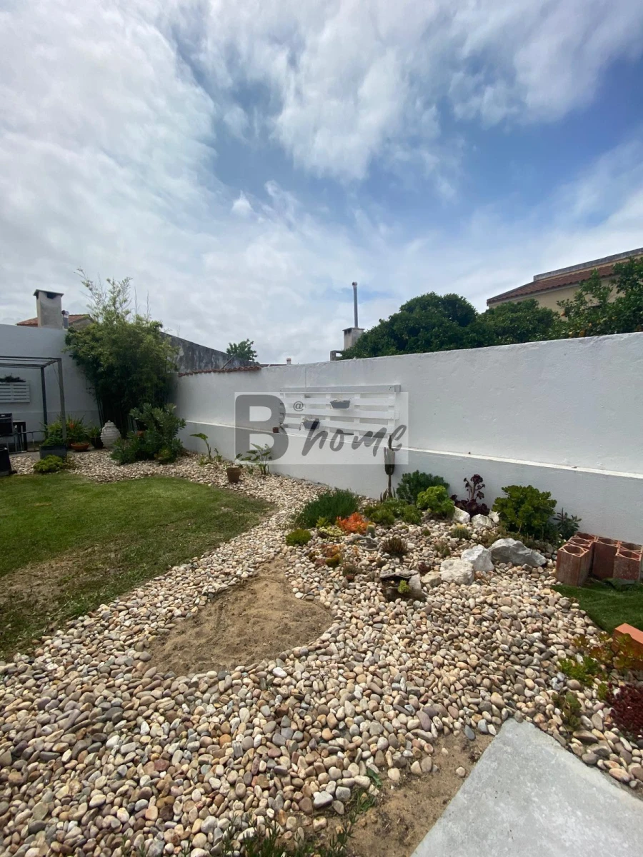 Moradia T3 para Venda em Charneca de Caparica e Sobreda Foto 19