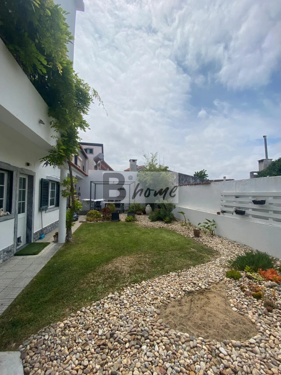 Moradia T3 para Venda em Charneca de Caparica e Sobreda Foto 20