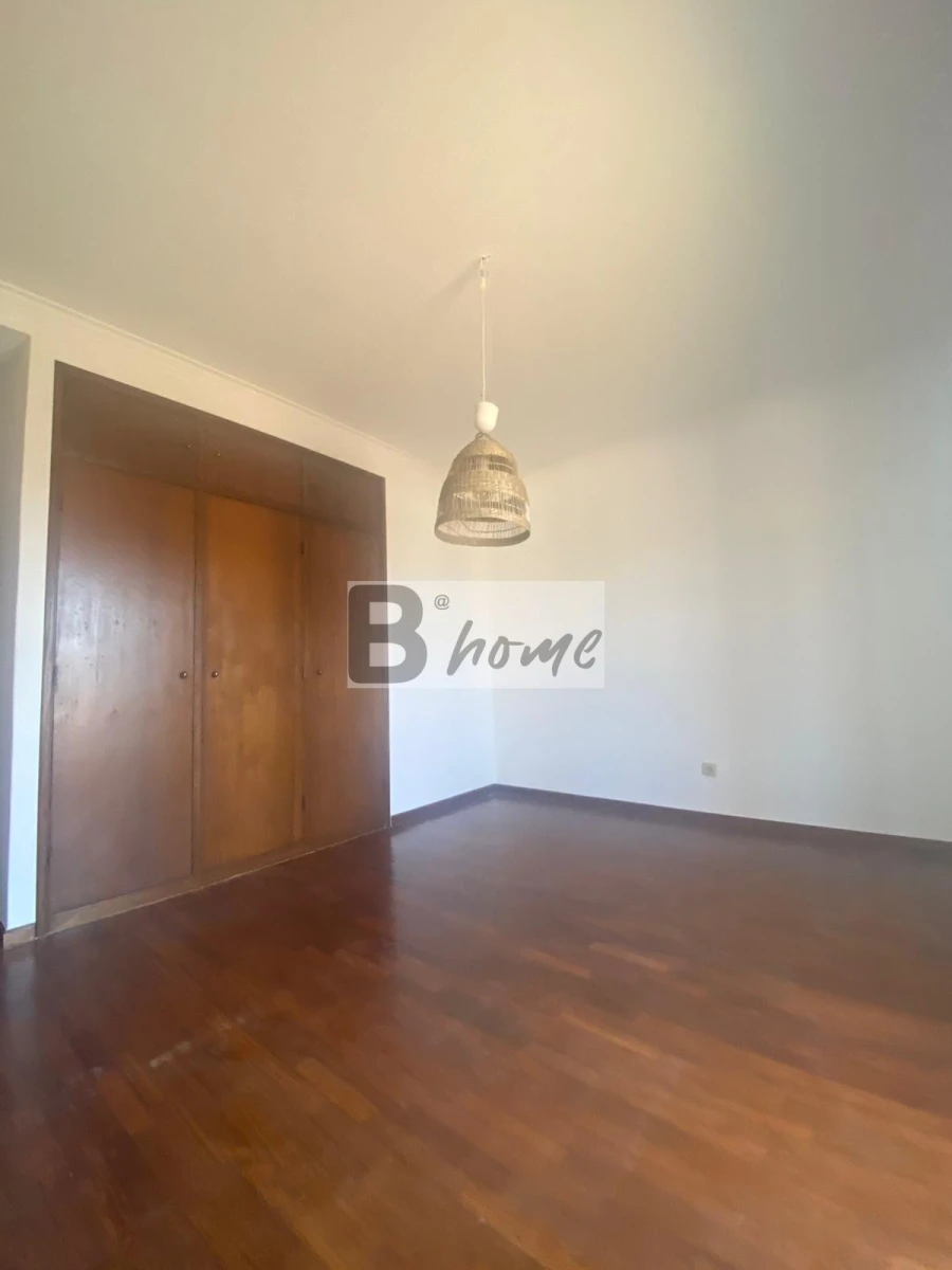 Moradia T3 para Venda em Charneca de Caparica e Sobreda Foto 9