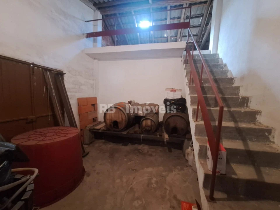 Quinta T4 para Venda em Casais e Alviobeira Foto 14