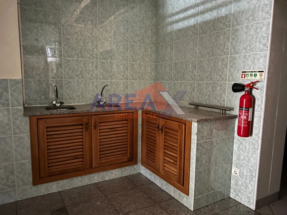 Loja para Venda em O. Azeméis, Riba-Ul, Ul, Macinhata Seixa, Madail Foto 10