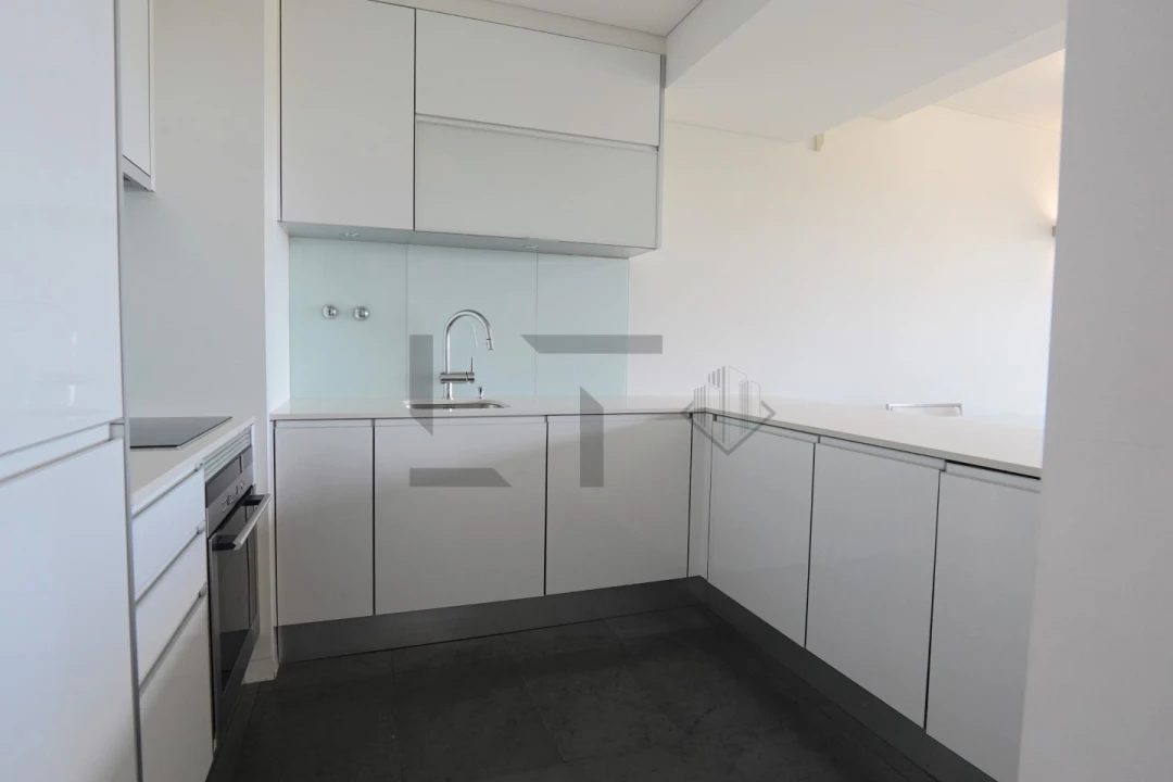 Apartamento T1 para Venda em Carvalhal Foto 4