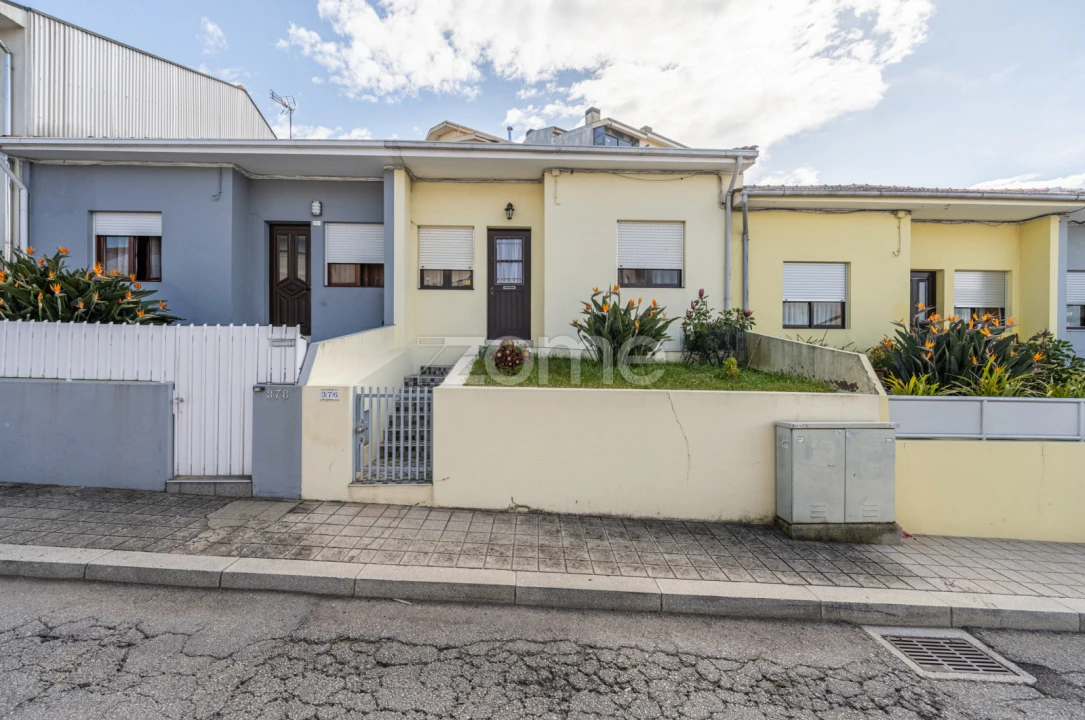 Moradia T2 para Venda em Baguim do Monte (Rio Tinto) Foto 2