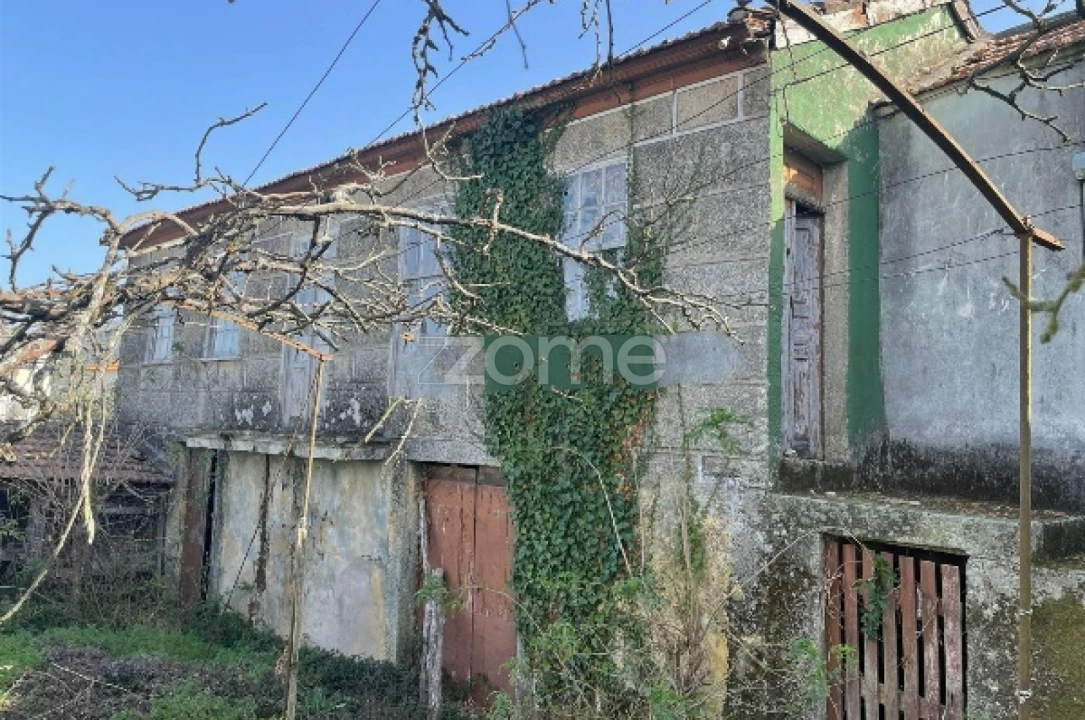 Moradia T5 para Venda em São Martinho das Chãs Foto 5