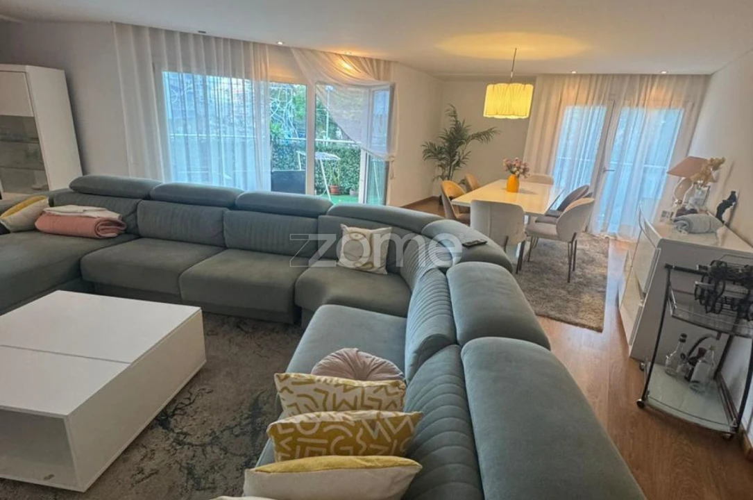 Apartamento T3 para Arrendamento em Venteira Foto 2