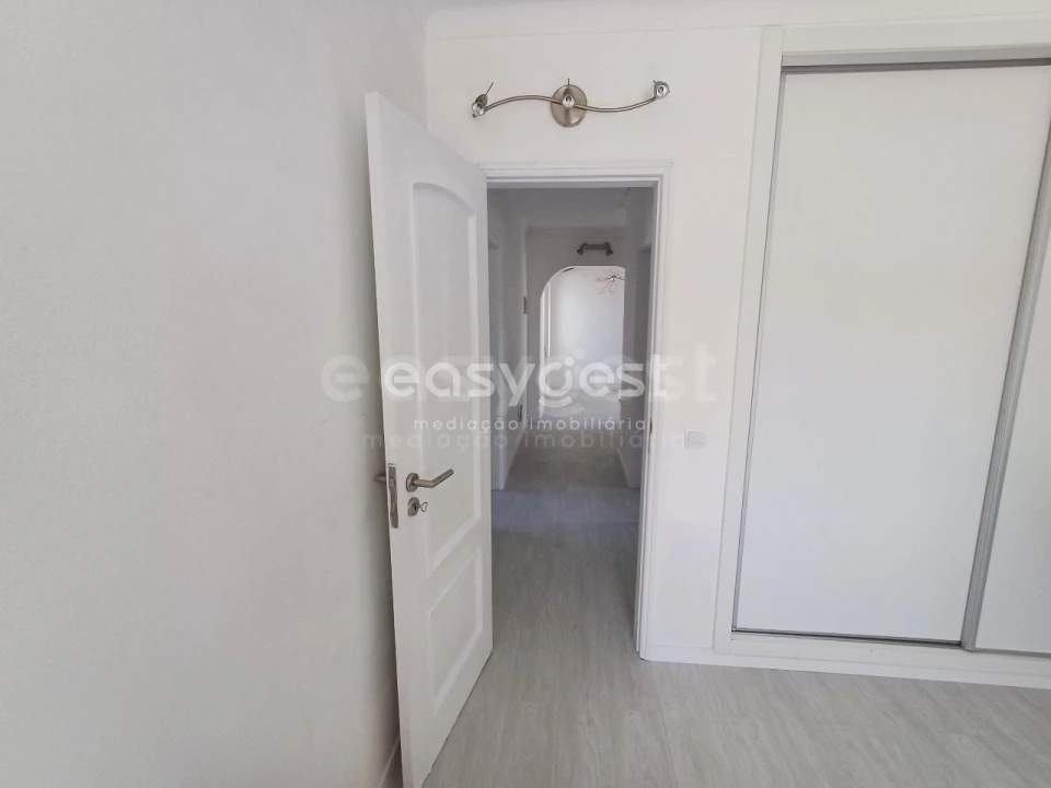 Quinta T4 para Venda em Azeitão (São Lourenço e São Simão) Foto 23