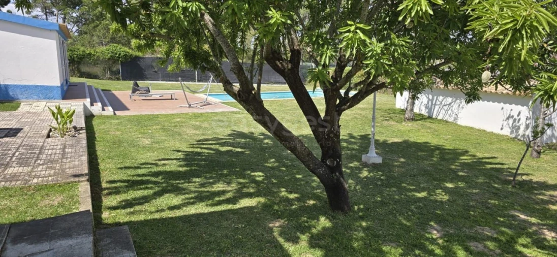 Quinta T4 para Venda em Azeitão (São Lourenço e São Simão) Foto 46