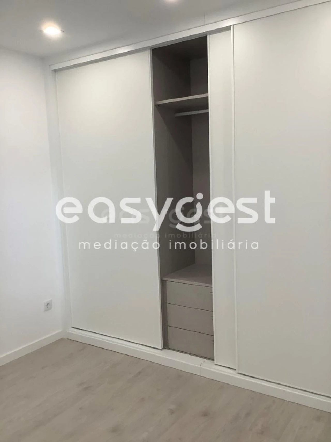 Apartamento T1 para Venda em Sesimbra (Castelo) Foto 7