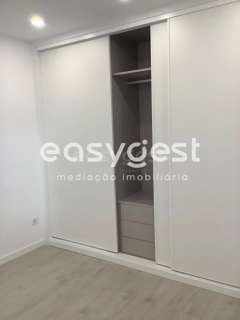 Apartamento T1 para Venda em Sesimbra (Castelo)
