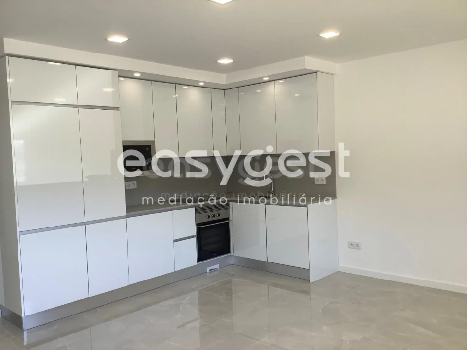 Apartamento T1 para Venda em Sesimbra (Santiago) Foto 2