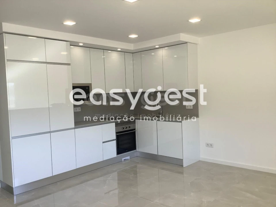 Apartamento T1 para Venda em Sesimbra (Castelo) Foto 1
