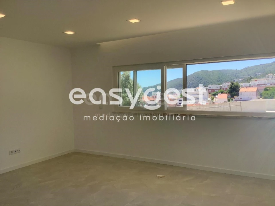 Apartamento T1 para Venda em Sesimbra (Castelo) Foto 3