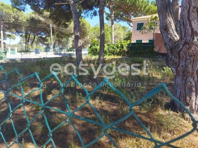 Terreno para Venda em Sesimbra (Castelo) Foto 2