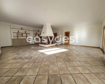 Moradia T5 para Venda em Sesimbra (Castelo)