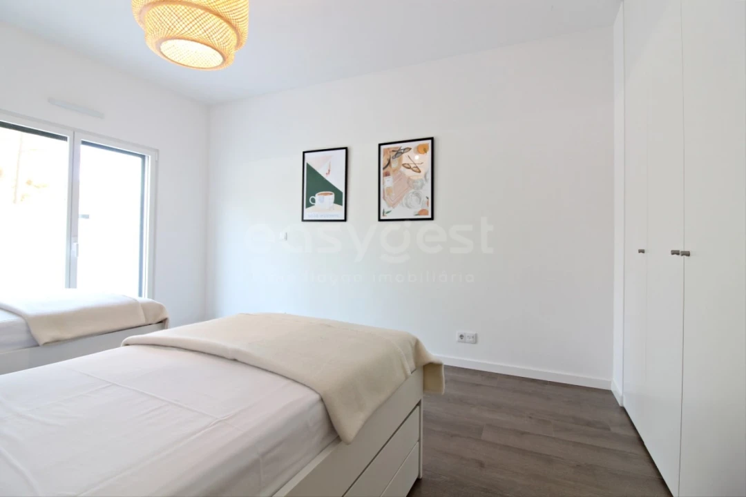 Apartamento T2 para Venda em Amora Foto 26