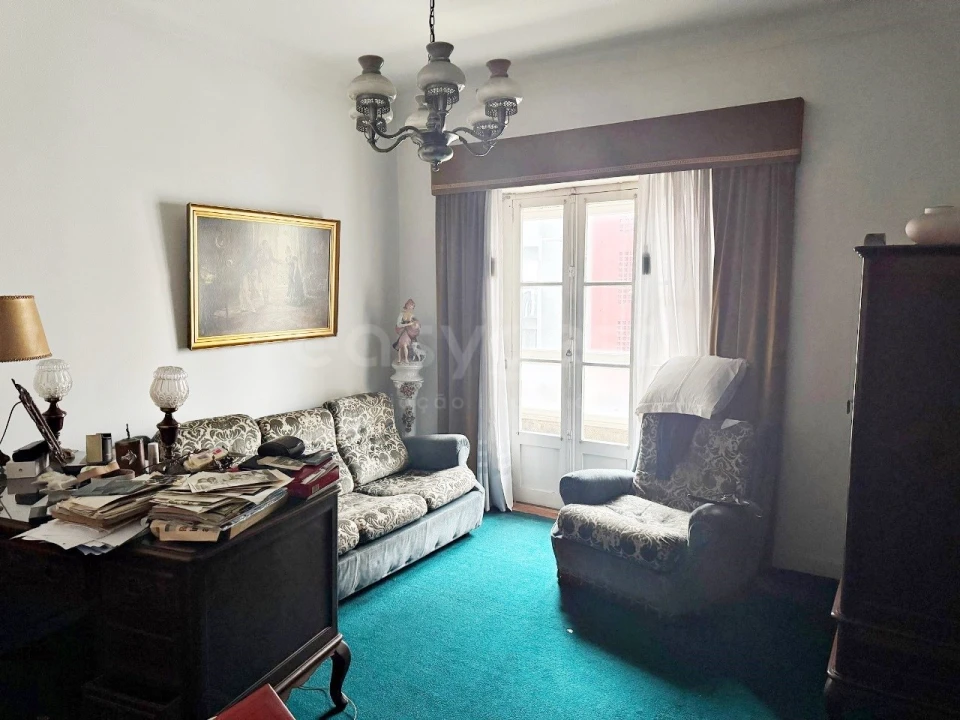 Apartamento T4 para Venda em Beato Foto 1
