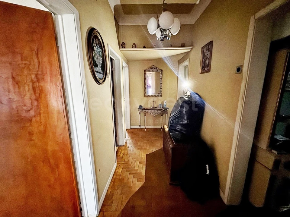 Apartamento T4 para Venda em Beato Foto 4