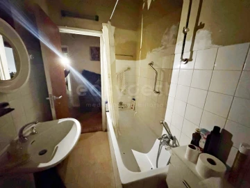 Apartamento T4 para Venda em Beato
