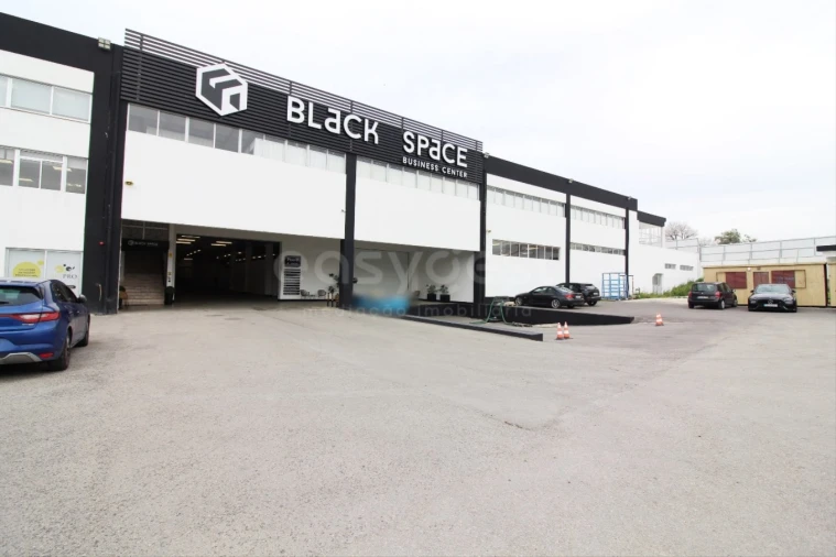 Armazém para Arrendamento em Alhos Vedros