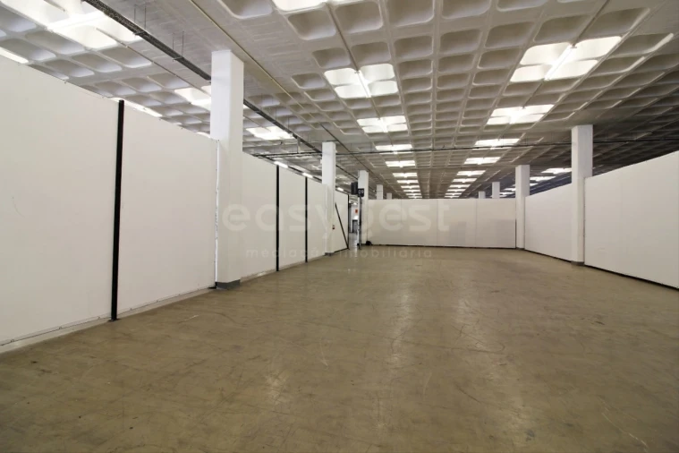 Armazém para Arrendamento em Alhos Vedros Foto 9