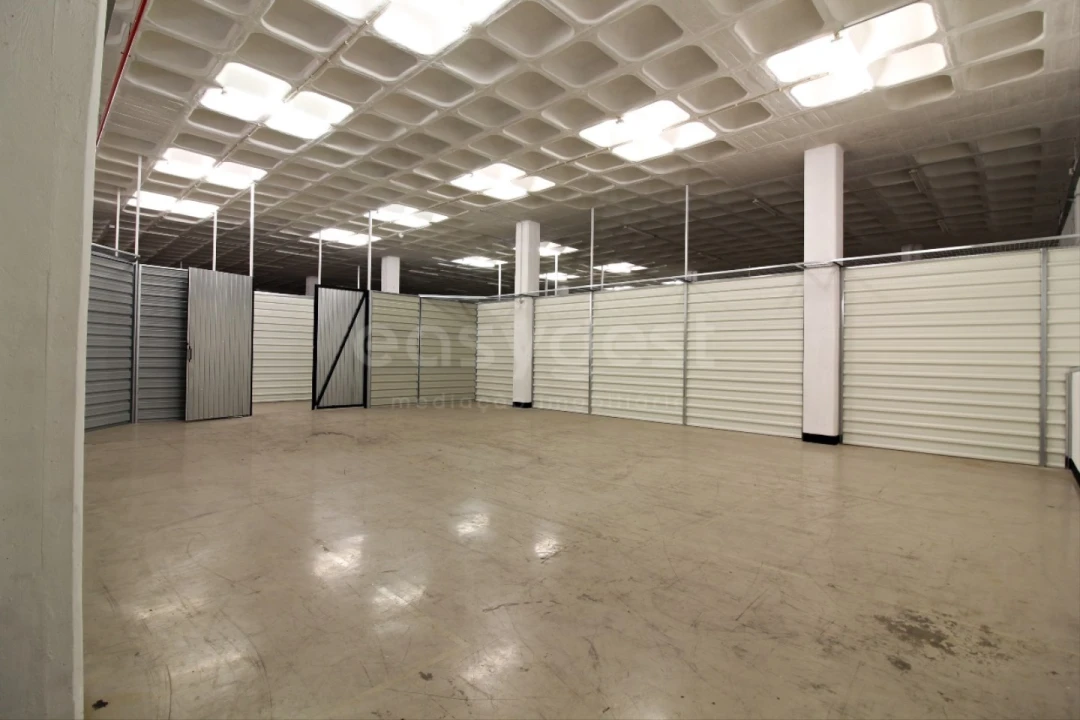 Armazém para Arrendamento em Alhos Vedros Foto 2