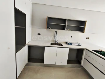 Moradia T4 para Venda em Fernao Ferro