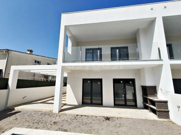 Moradia T4 para Venda em Fernao Ferro