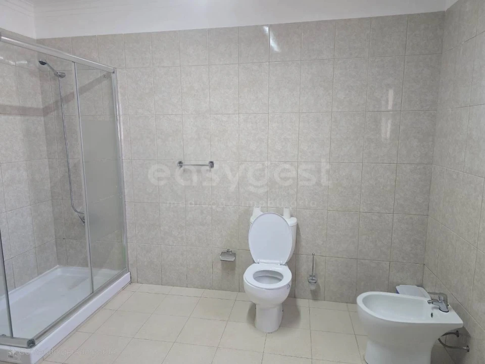 Moradia T4 para Venda em Borba (Matriz) Foto 8