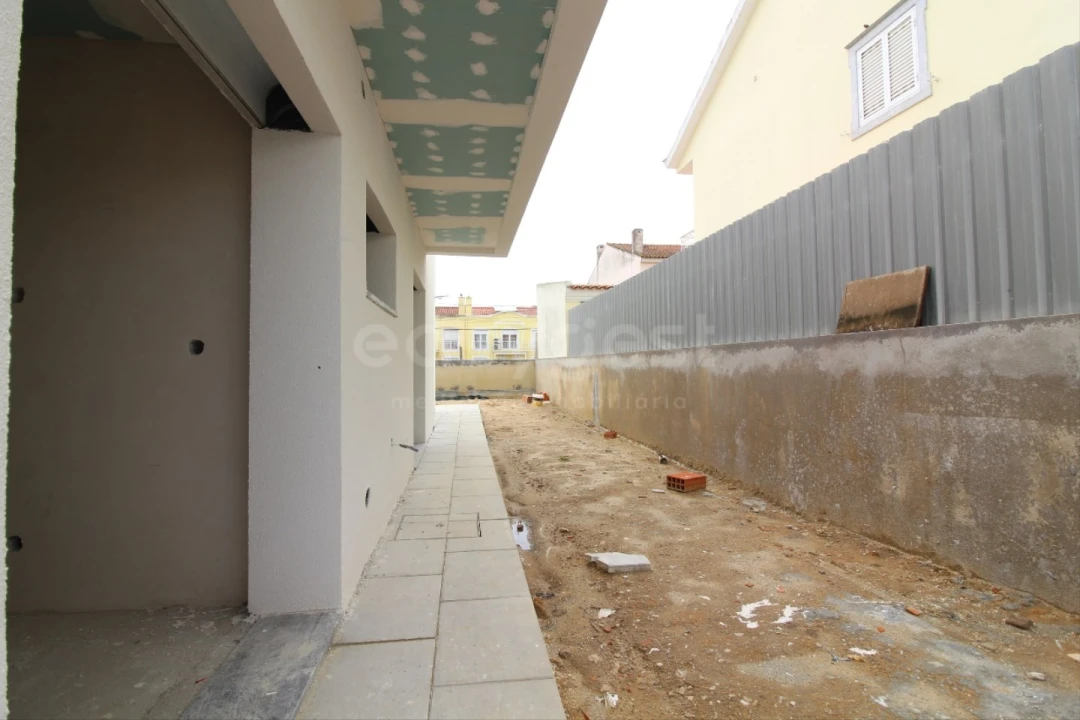 Moradia T3 para Venda em Quinta do Conde Foto 14