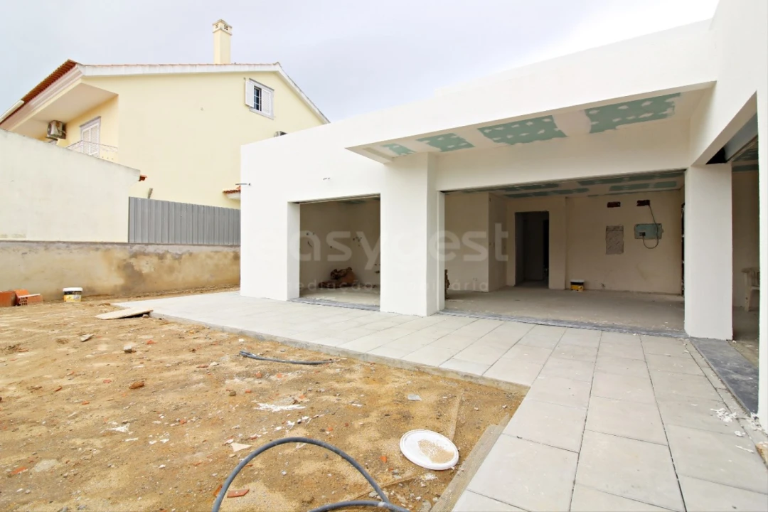 Moradia T3 para Venda em Quinta do Conde Foto 17