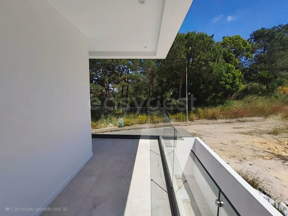 Moradia T4 para Venda em Charneca de Caparica e Sobreda Foto 34
