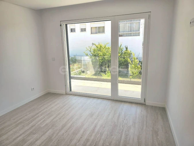 Moradia T4 para Venda em Charneca de Caparica e Sobreda Foto 26