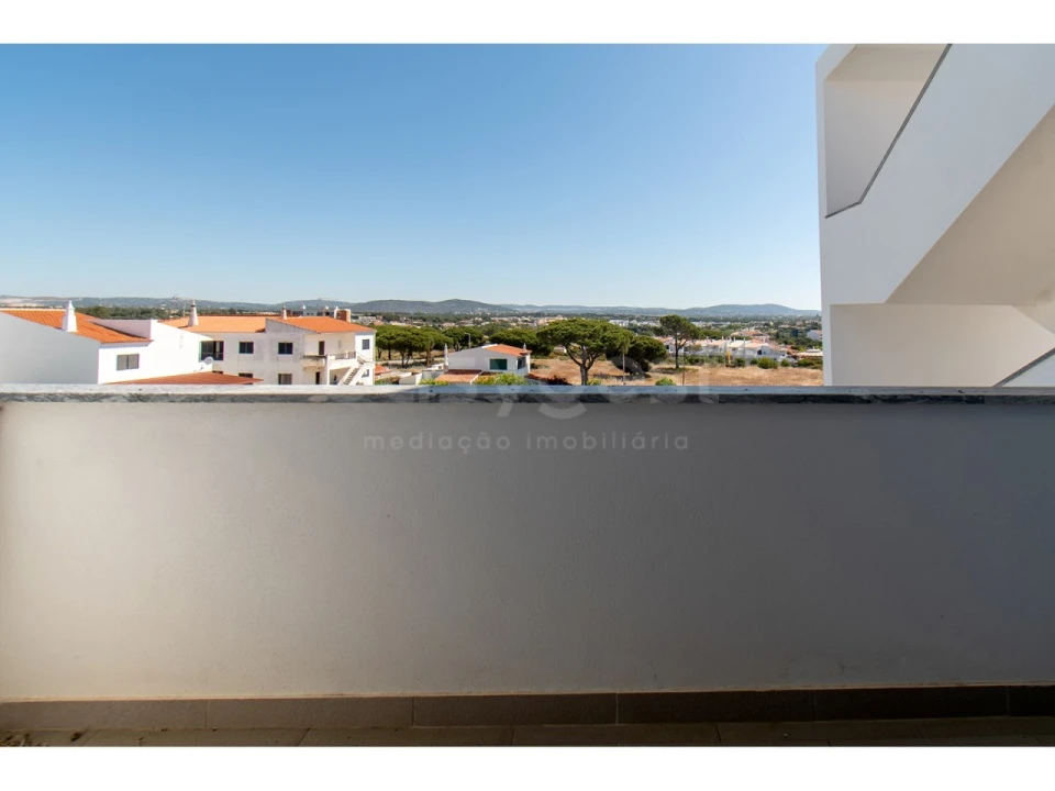 Apartamento T2 para Venda em Quarteira Foto 22