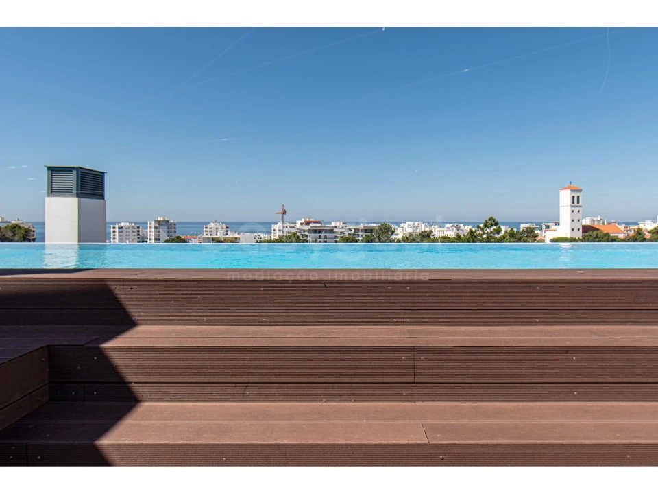 Apartamento T2 para Venda em Quarteira Foto 34
