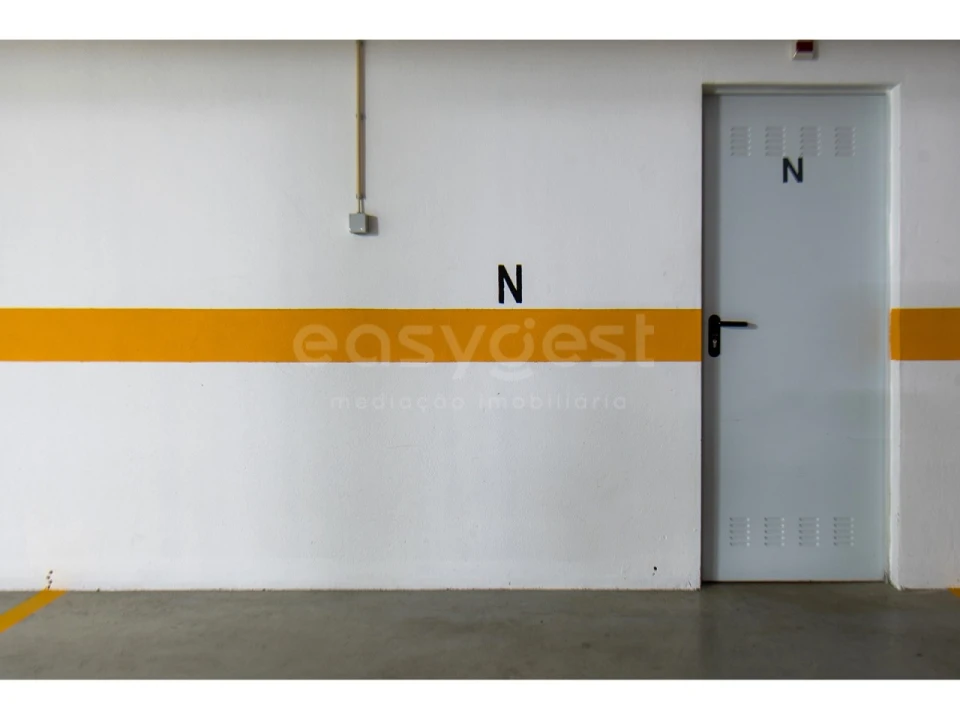 Apartamento T2 para Venda em Quarteira Foto 39
