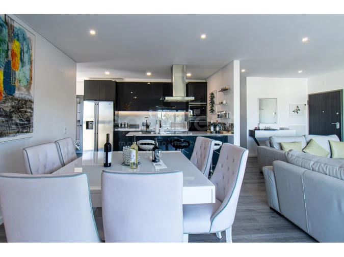 Apartamento T2 para Venda em Quarteira Foto 27