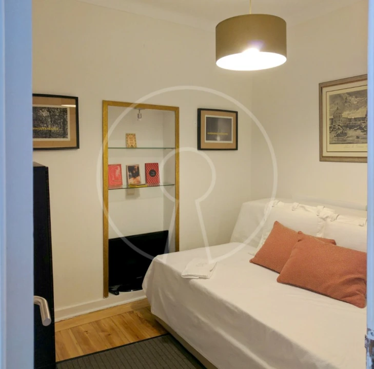Apartamento T2 para Venda em Misericórdia Foto 8