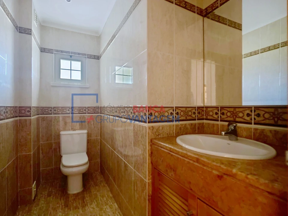 Apartamento T4 para Venda em Santa Maria e São Miguel, São Martinho, São Pedro Penaferrim Foto 13