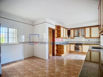 Apartamento T4 para Venda em Santa Maria e São Miguel, São Martinho, São Pedro Penaferrim