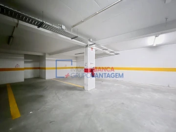 Apartamento T4 para Venda em Santa Maria e São Miguel, São Martinho, São Pedro Penaferrim