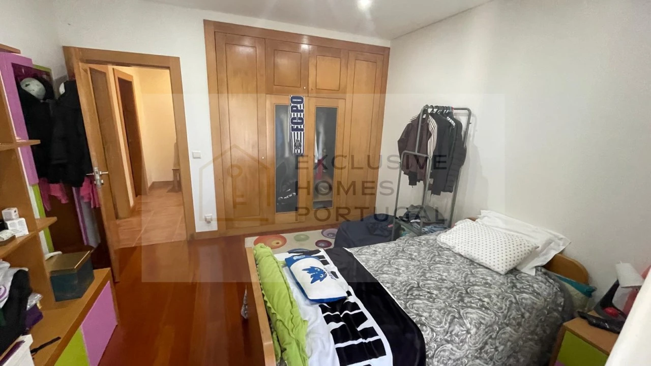 Moradia T4 para Venda em Calheiros Foto 36