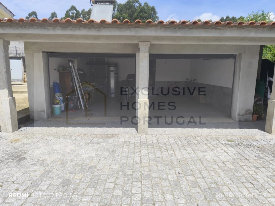 Moradia T4 para Venda em Calheiros Foto 37