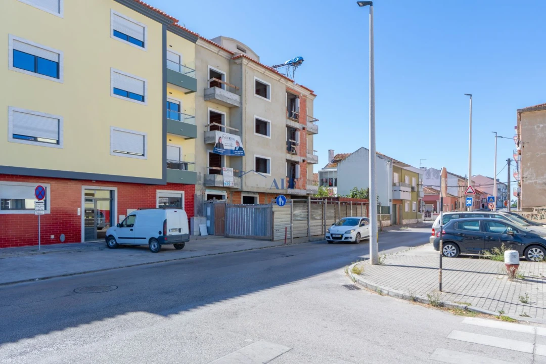 Apartamento T2 para Venda em Barreiro e Lavradio Foto 26