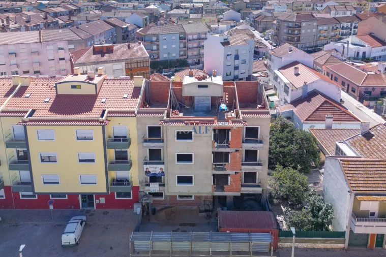 Apartamento T2 para Venda em Barreiro e Lavradio Foto 3