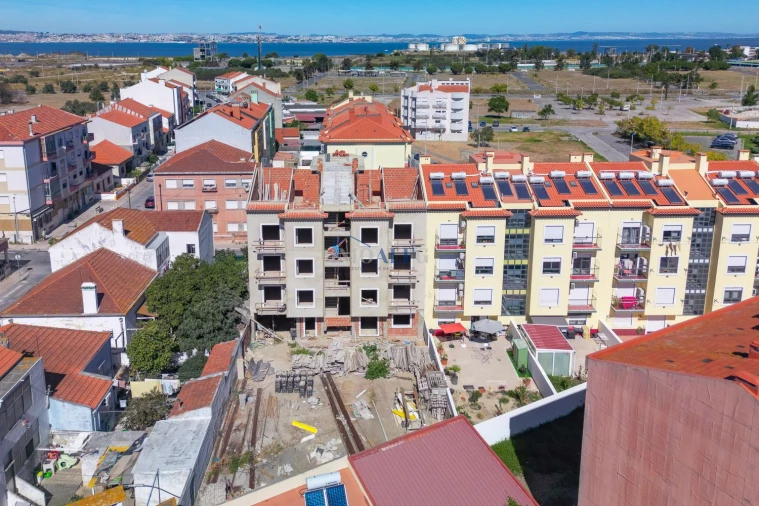 Apartamento T2 para Venda em Barreiro e Lavradio Foto 20