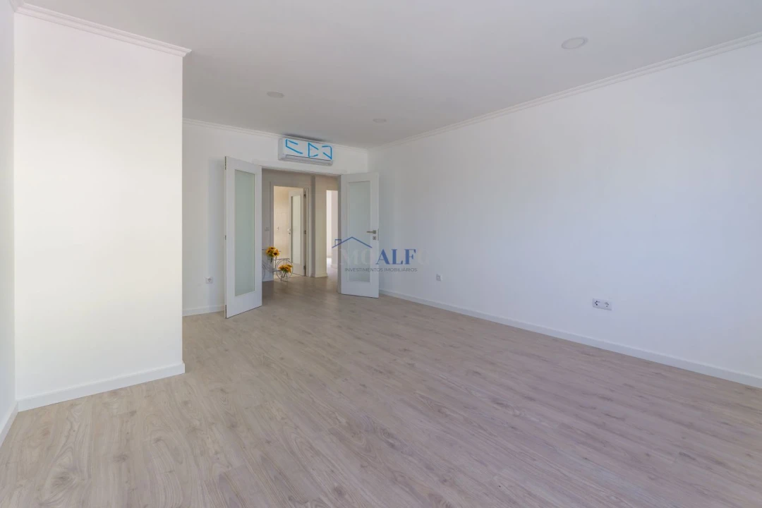 Apartamento T2 para Venda em Barreiro e Lavradio Foto 7