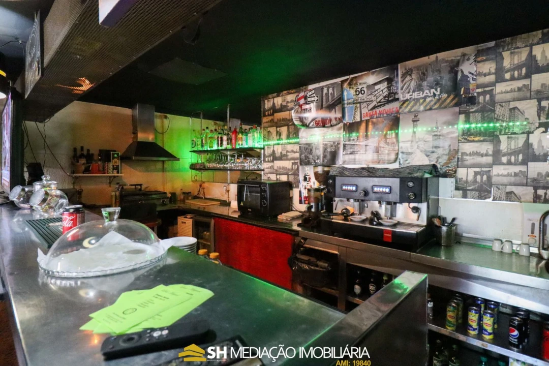 Loja para Trespasse em Castêlo da Maia Foto 7